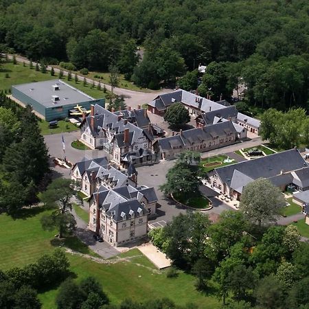 Hotel-Restaurant Domaine De La Grande Garenne Neuvy-sur-Barangeon Buitenkant foto